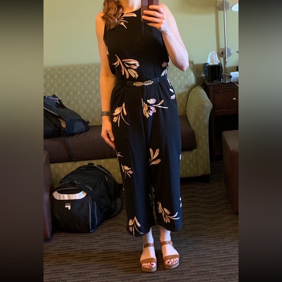 TARGET Cropped Wide Leg Jumpsuit - Picture 4 of 6